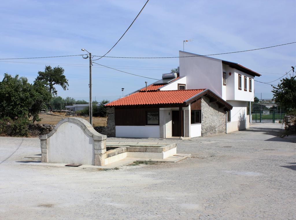 הוילה מירנדלה Casa Do Ferrador מראה חיצוני תמונה